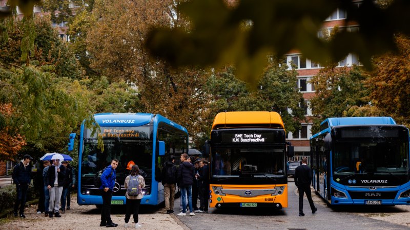 A Volánbusz különleges járművei a BME-n